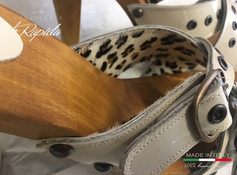 Zoccoli Donna Maculati con Fascia Fori Occhielli Estate