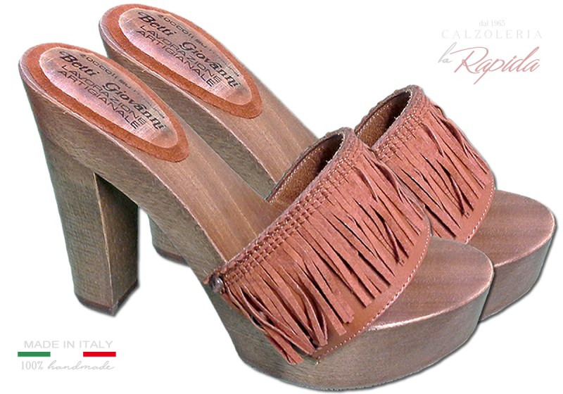 Zoccoli in Legno Donna Moda 2024 Artigianali