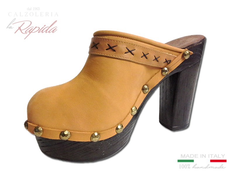 Zoccoli donna chiusi in pelle gialla ocra tacco alto | La Rapida Betti1965