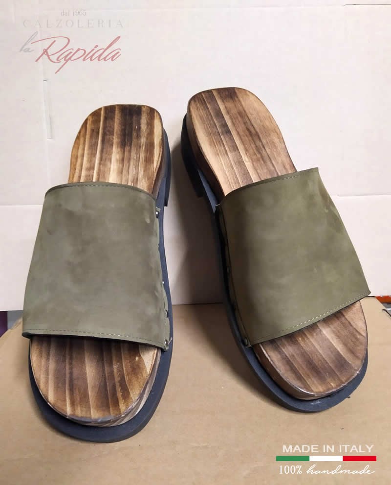 Zoccoli military green in pelle verde militare | La Rapida